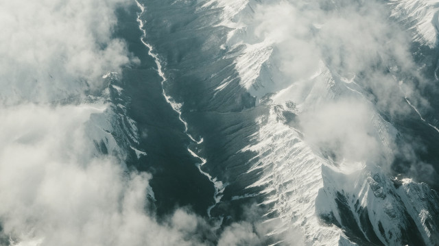 Komplexität als Kapital: Wie der semantische Raum das Wissen Deiner Organisation in Strategie verwandelt